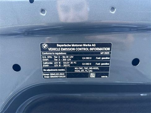 Used 2025 BMW Z4 sDrive30i w/ Premium Package image 27