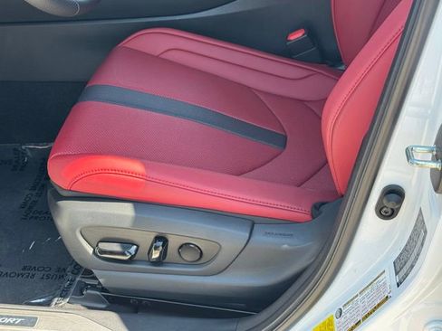 Used 2024 Lexus UX 250h F Sport FWD image 15