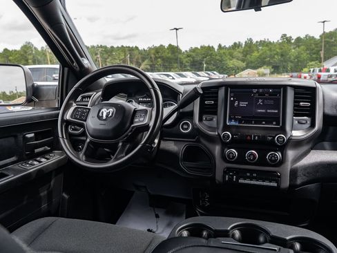 Used 2022 RAM 3500 Tradesman AWD/4WD image 32