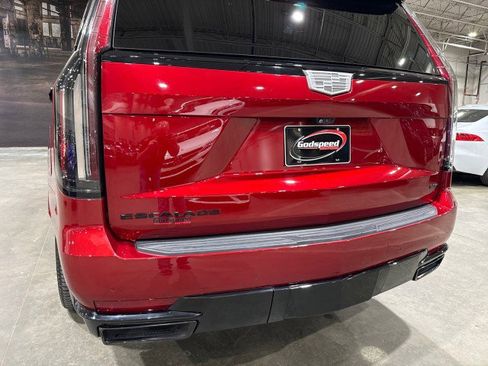 Used 2021 Cadillac Escalade Sport Platinum w/ Heavy-Duty Trailer Package image 44