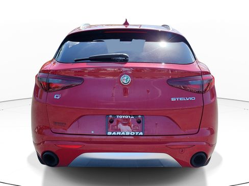 Used 2020 Alfa Romeo Stelvio Ti AWD/4WD image 5