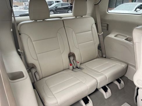Used 2021 GMC Acadia Denali w/ Denali Technology Package image 19