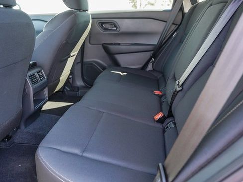 New 2026 Nissan Rogue S image 19