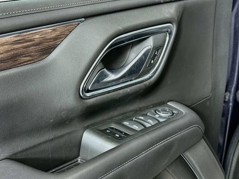 Used 2022 Chevrolet Tahoe Z71 AWD/4WD image 17