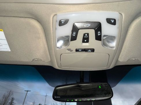 Used 2014 Toyota Sienna XLE image 51