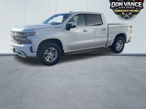 Used 2019 Chevrolet Silverado 1500 High Country w/ Technology Package image 2