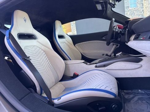 Used 2023 Maserati MC20 Coupe image 14