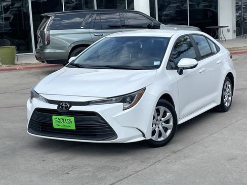 Used 2024 Toyota Corolla LE image 10
