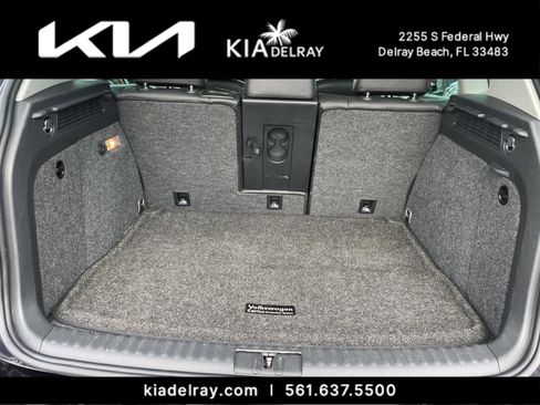 Used 2017 Volkswagen Tiguan Sport image 8