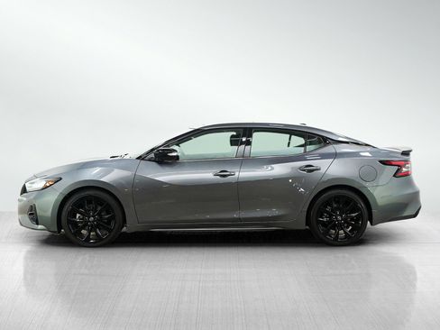 Used 2023 Nissan Maxima SR w/ Sport Mat Group image 2