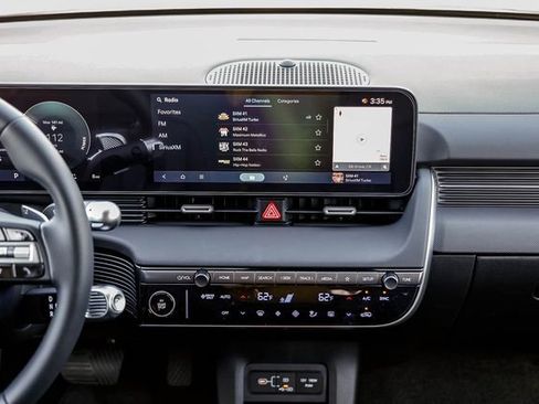 New 2026 Hyundai Ioniq 5 SEL RWD image 13
