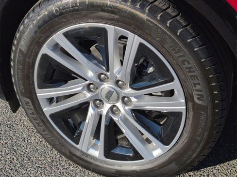 Certified 2024 Cadillac Lyriq Tech w/ Driver Assist Package image 31