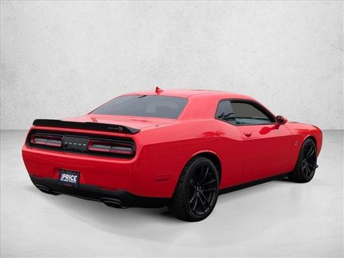 Used 2022 Dodge Challenger R/T Scat Pack w/ Dynamics Package RWD image 5
