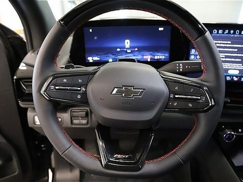 New 2024 Chevrolet Silverado EV RST image 18