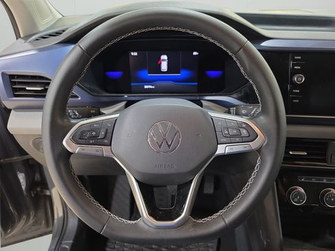 Used 2023 Volkswagen Taos SE FWD image 18