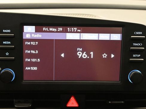 Used 2025 Hyundai Elantra Sport FWD image 15