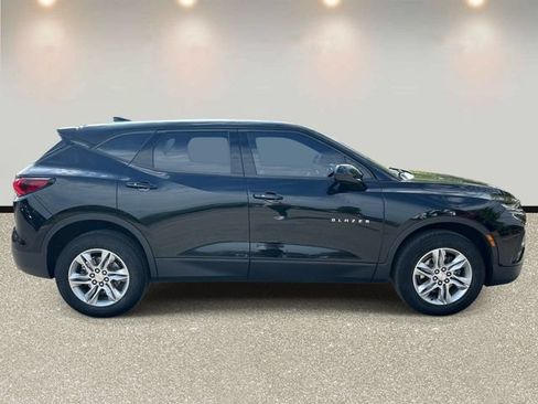 Used 2022 Chevrolet Blazer LT FWD image 4