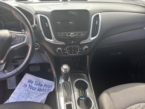 Used 2020 Chevrolet Equinox LT image 11