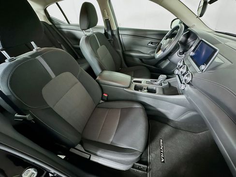 Used 2024 Nissan Sentra SV FWD image 28