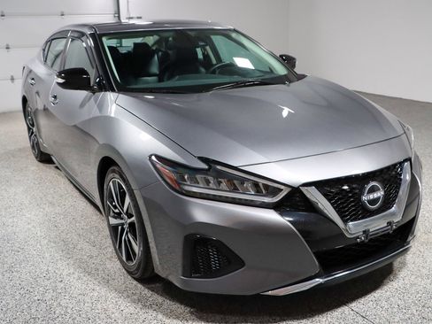 Used 2023 Nissan Maxima SV w/ Floor Mat Group image 5