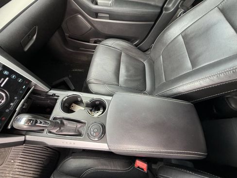 Used 2014 Ford Explorer Sport w/ Equipment Group 401A AWD/4WD image 27