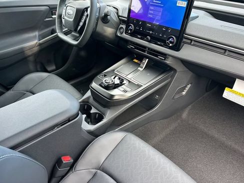 New 2026 Subaru Solterra w/ Premium Convenience Package AWD/4WD image 13