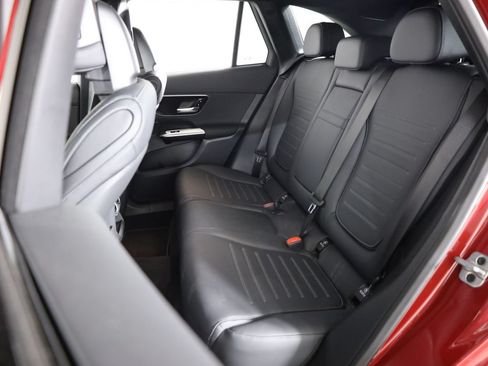 Used 2026 Mercedes-Benz GLC 300 4MATIC image 39