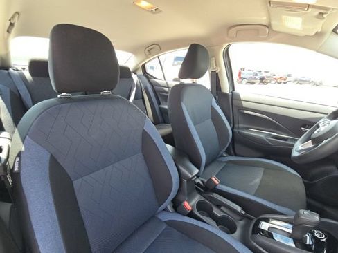 Used 2025 Nissan Versa SV FWD image 16