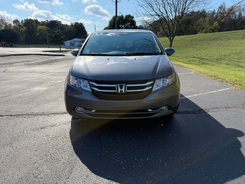Used 2016 Honda Odyssey Touring Elite image 30