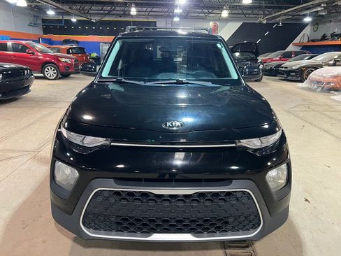 Used 2021 Kia Soul LX image 8
