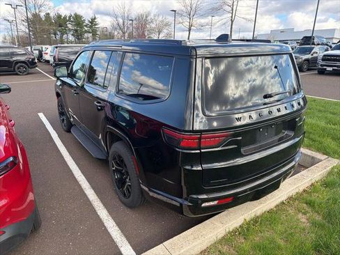 Certified 2023 Jeep Wagoneer Series II image 3