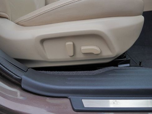 Used 2019 Subaru Outback 2.5i Limited w/ Popular Package #2 image 13