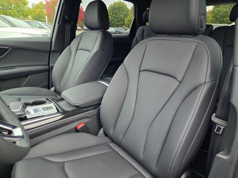 Used 2025 Audi Q7 2.0T Premium Plus w/ Premium Plus Package AWD/4WD image 21