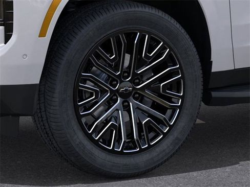 New 2025 Chevrolet Tahoe Premier w/ LPO, Illumination Package image 10