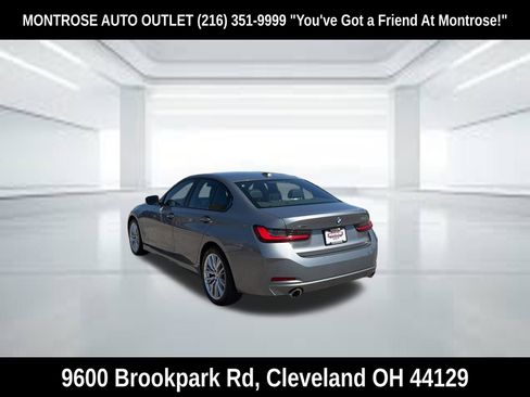 Used 2023 BMW 330i xDrive Sedan AWD/4WD image 7
