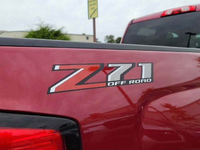 Used 2019 Chevrolet Silverado 1500 LT w/ All Star Edition AWD/4WD image 7