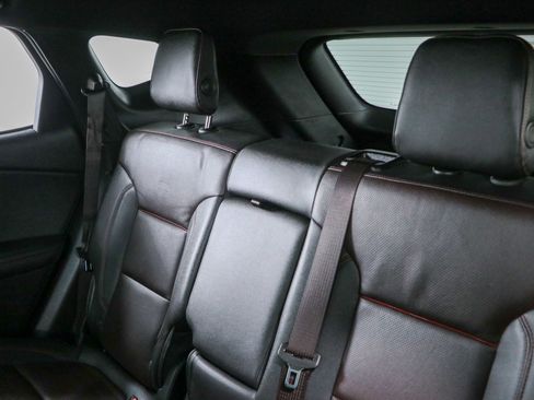Used 2021 Chevrolet Blazer RS w/ Enhanced Convenience Package FWD image 26
