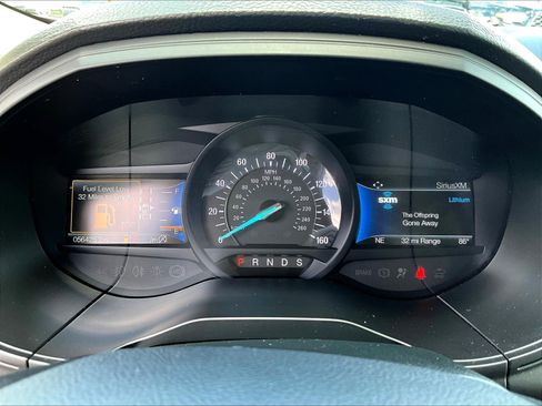Used 2022 Ford Edge SEL w/ Convenience Package AWD/4WD image 13