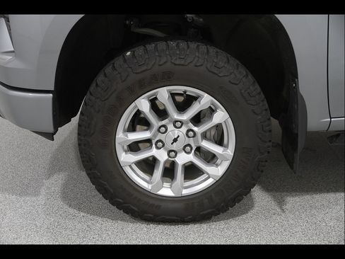 Certified 2025 Chevrolet Silverado 1500 RST w/ Protection Package AWD/4WD image 24