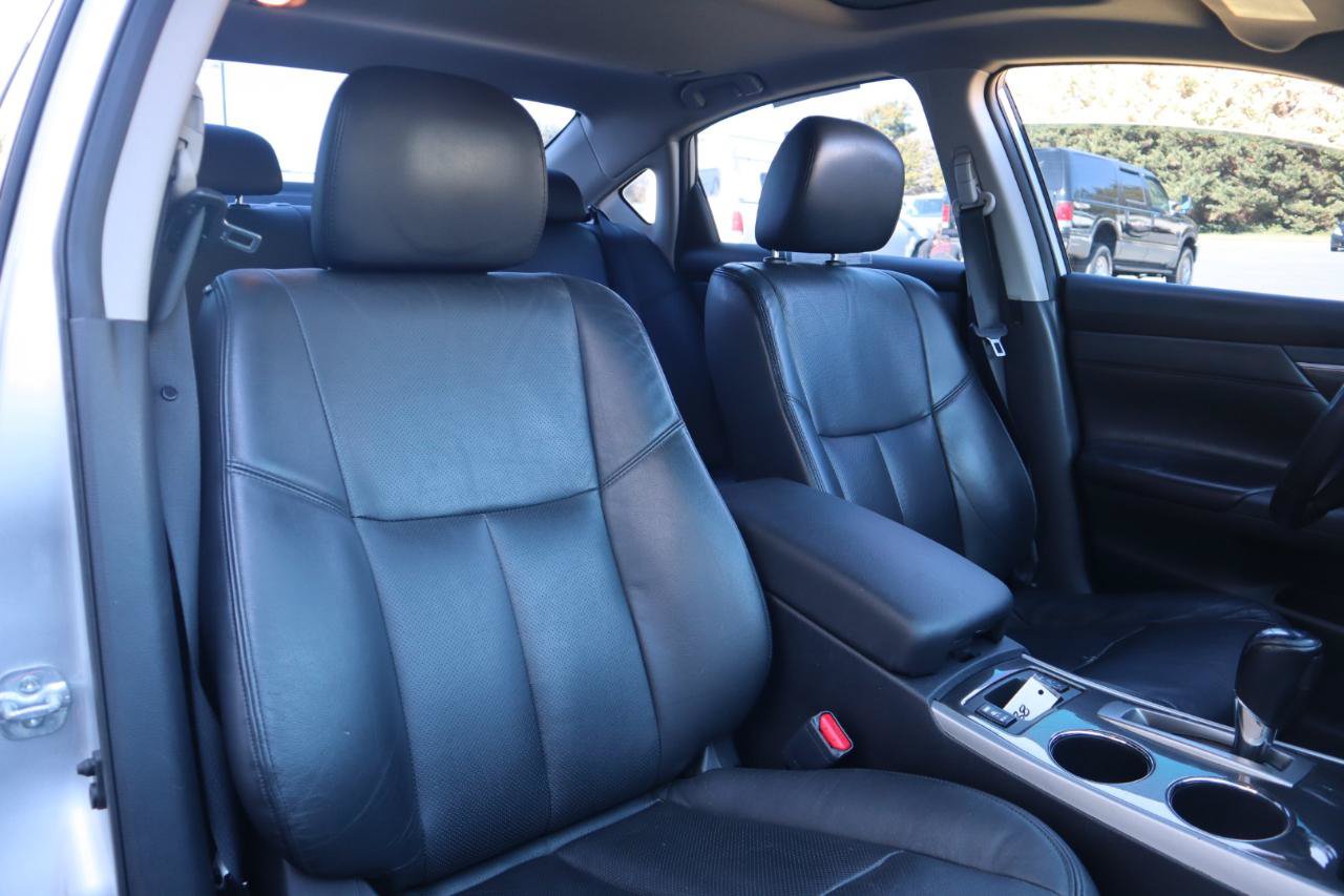 Used 2015 Nissan Altima 2.5 SL w/ Moonroof Package FWD image 39