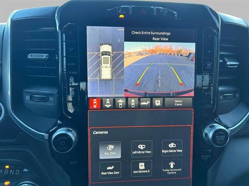 Used 2023 RAM 1500 Laramie image 32