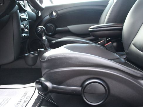 Used 2012 MINI Cooper Hardtop image 13
