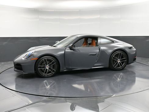 New 2026 Porsche 911 Carrera image 37