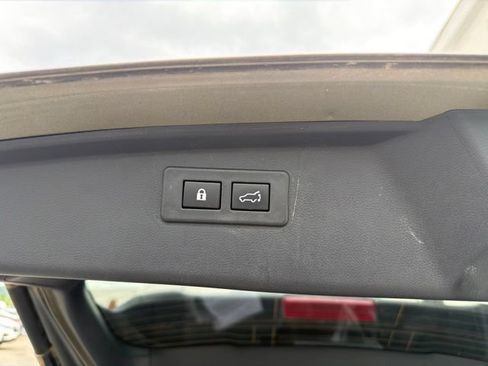 Used 2024 Subaru Outback Premium AWD/4WD image 26