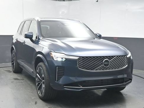 New 2026 Volvo XC90 T8 Plus w/ Protection Package Premier AWD/4WD image 2
