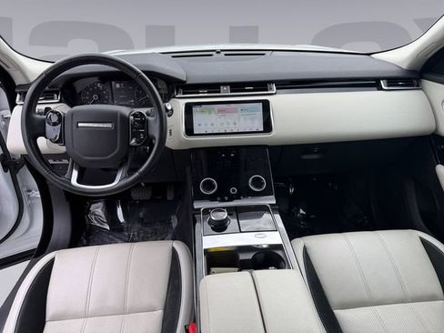 Used 2019 Land Rover Range Rover Velar S image 12