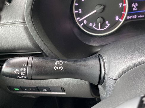 Used 2022 Nissan Sentra SV FWD image 35
