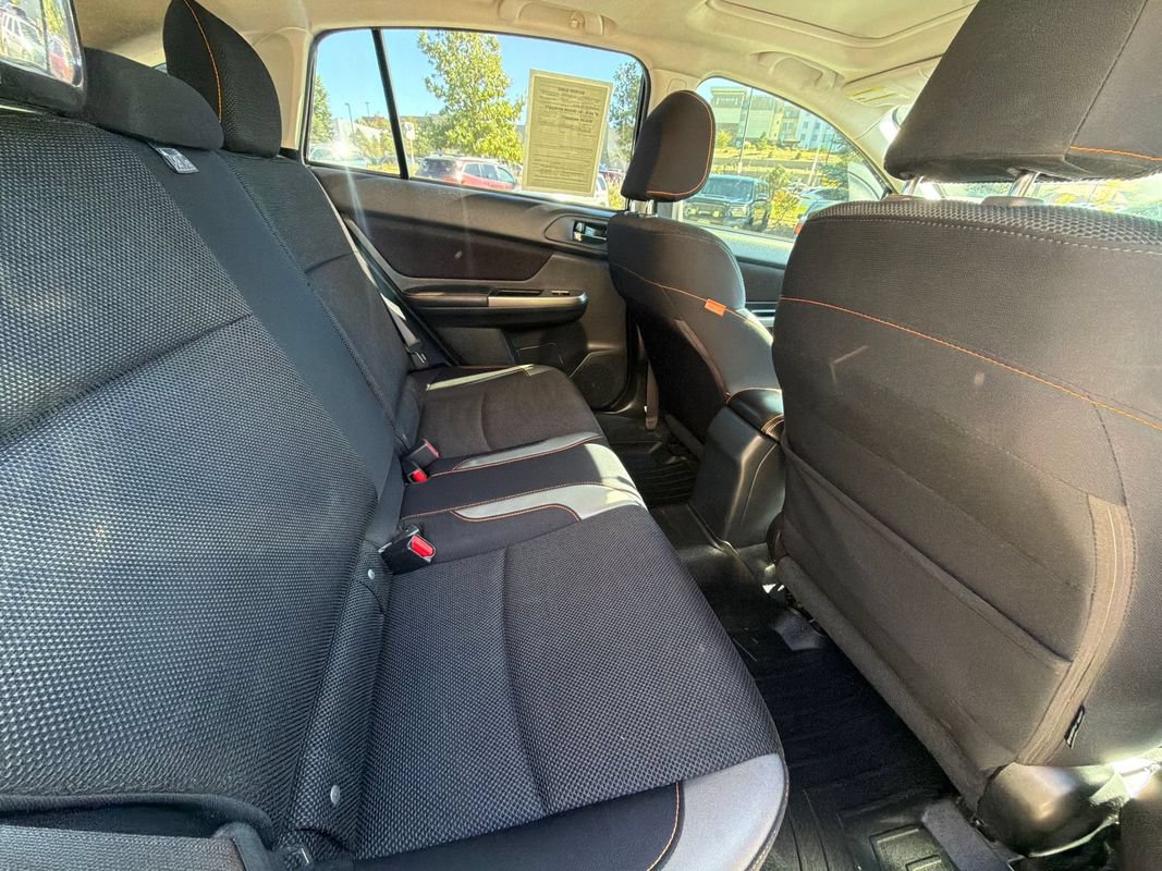 Used 2017 Subaru Crosstrek 2.0i Premium w/ Moonroof Package AWD/4WD image 16