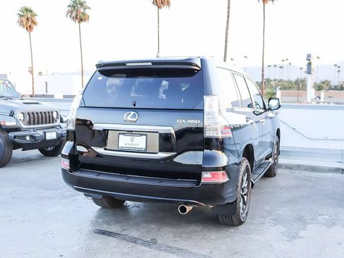 Used 2022 Lexus GX 460 Premium w/ Premium Package AWD/4WD image 9