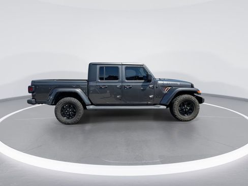 Used 2021 Jeep Gladiator Sport AWD/4WD image 9